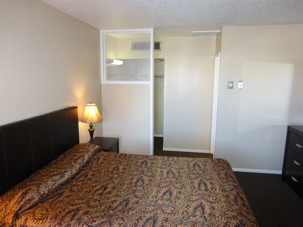 Travel Inn Laramie Exterior foto